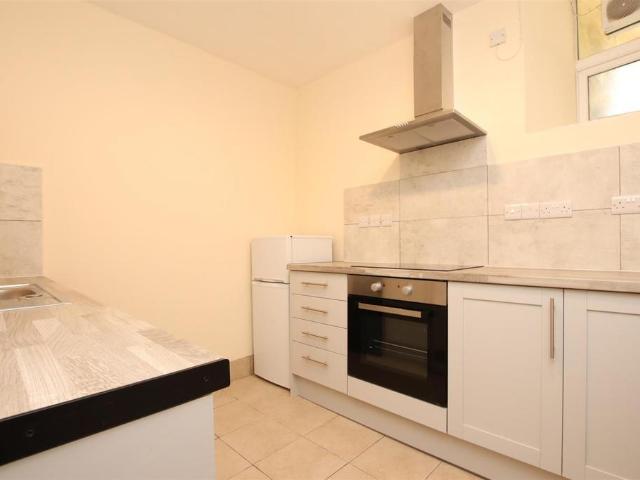 Flat for rent in Dulcote, Isle Of Man