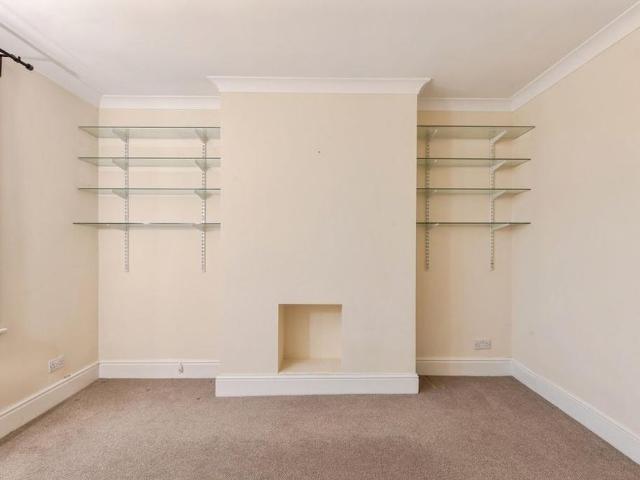 Apartment for rent in Fairfield Park, Dulcote