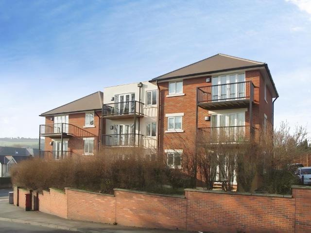 Flat for rent in Chepping Wycombe, Flackwell Heath