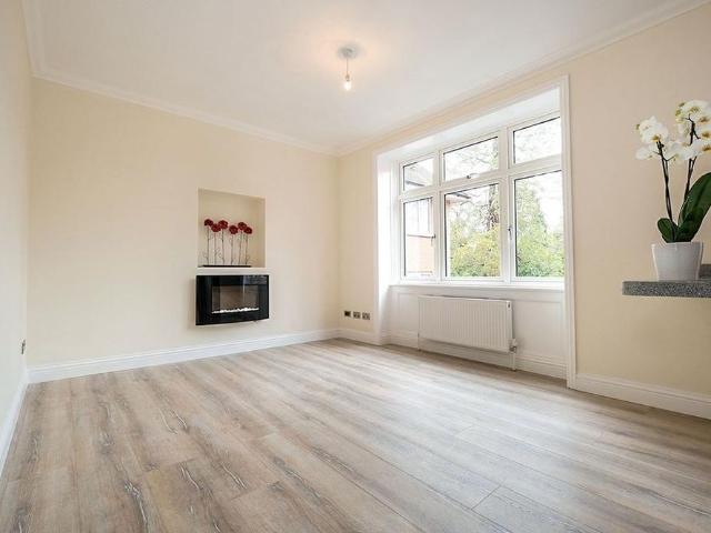 Apartment for rent in Ferndale, Sandown Park