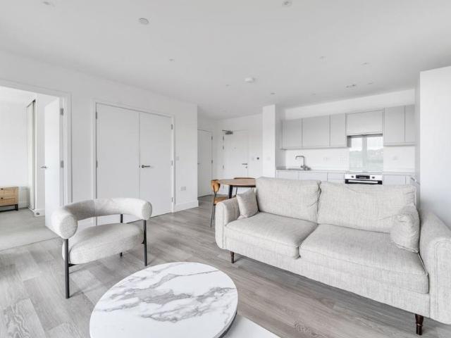 Apartment for rent in Chatham Waterfront, Chatham