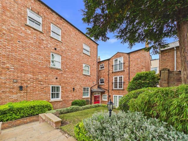 Flat for rent in Stratford-upon-Avon, Alderminster