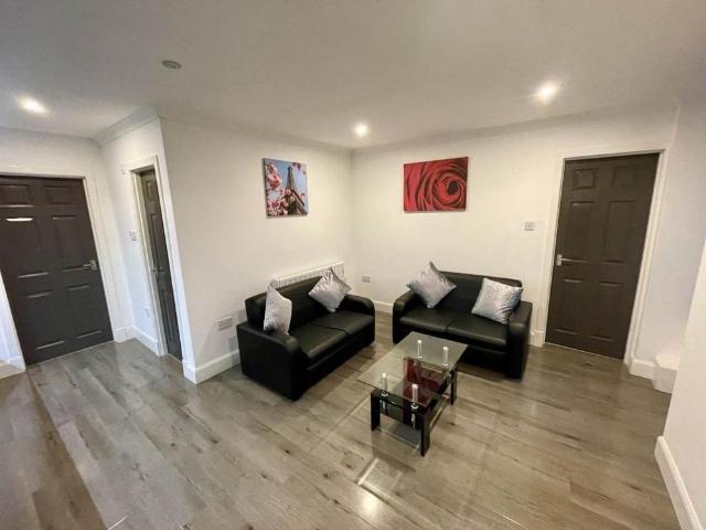 Apartment for rent in Hilltown, Scotland