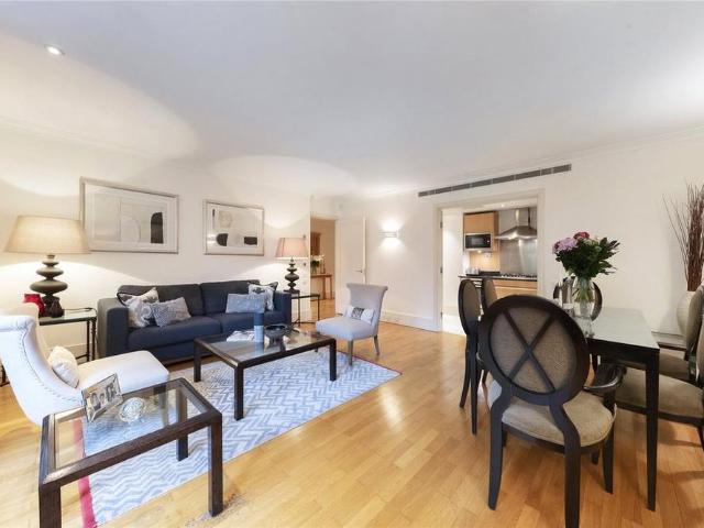 Apartment for rent in Brompton, Greater London