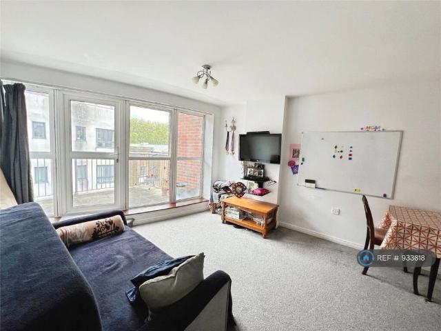 Apartment for rent in The Polygon, City Of Southampton