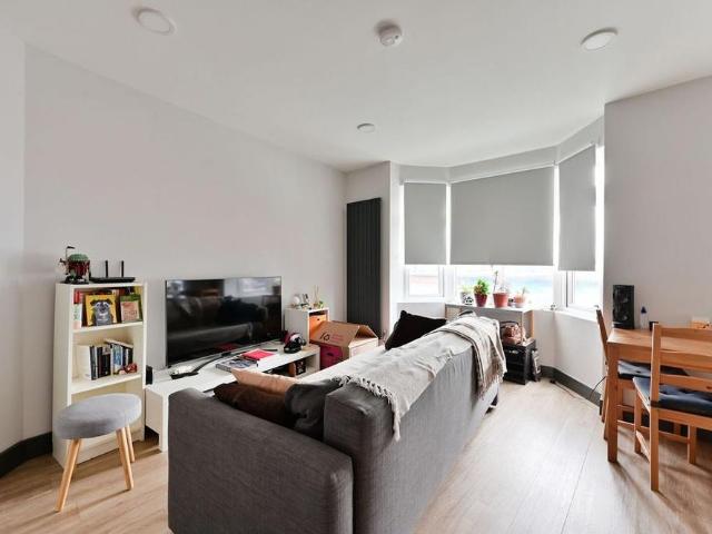 Apartment for rent in London Borough of Wandsworth, Greater London
