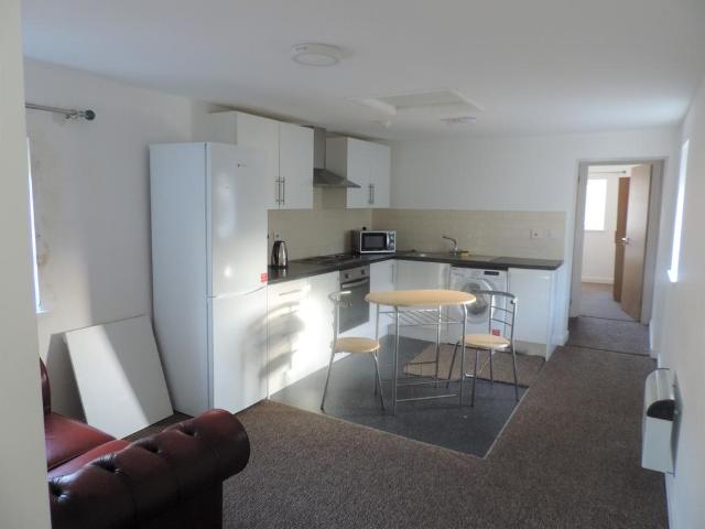 Flat for rent in Penylan, Falcon Lodge