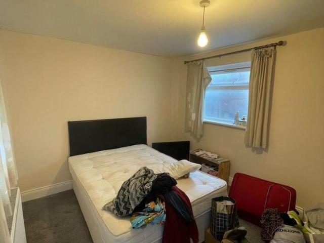 Apartment for rent in High Wycombe Community Board, High Wycombe