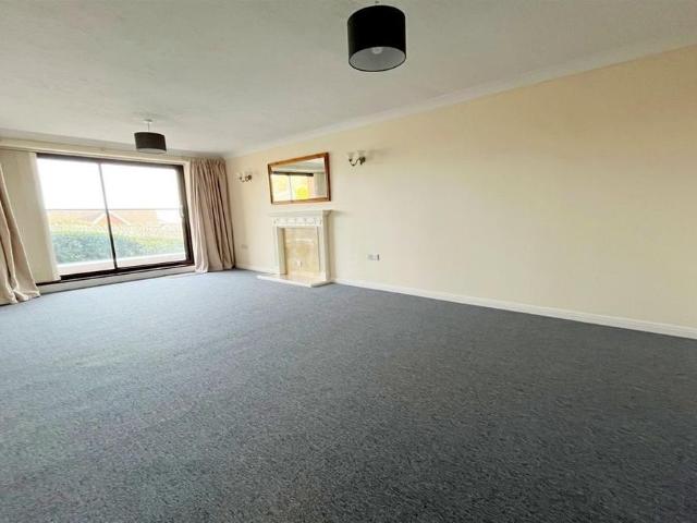 Apartment for rent in Boscombe, Isle Of Man
