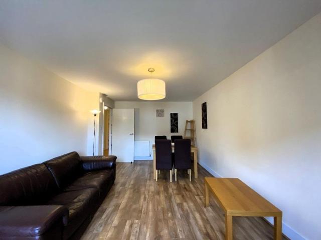 Apartment for rent in Gayfield, Broughton