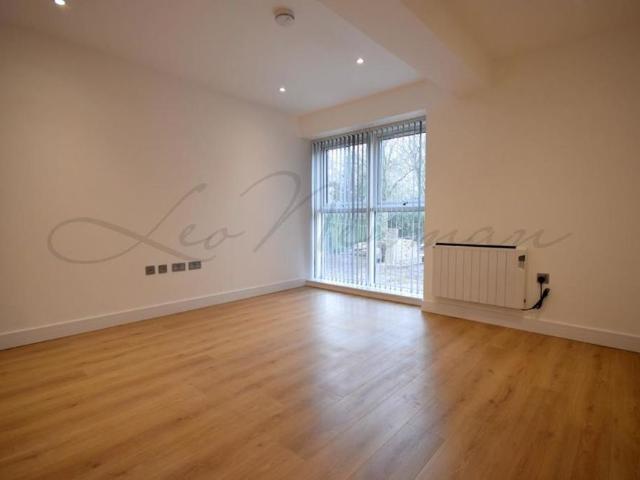 Apartment for rent in Lychpit, Basingstoke and Deane