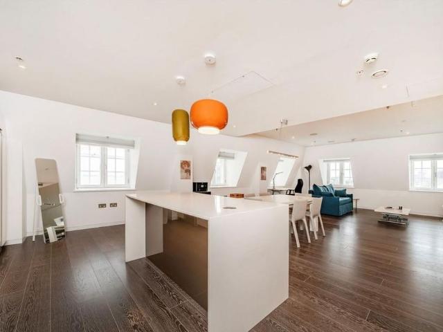 Apartment for rent in St Clement Danes, Greater London