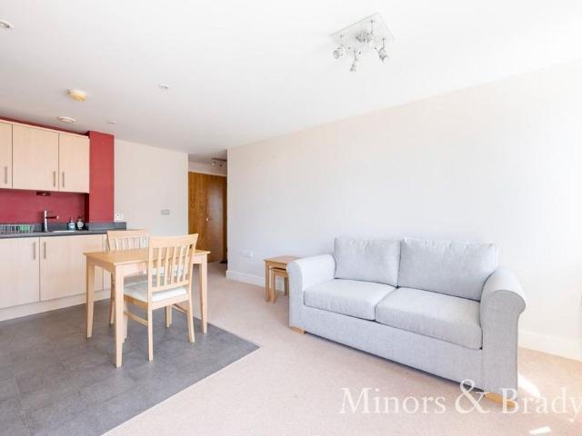 Apartment for rent in Heigham Grove, East Bank