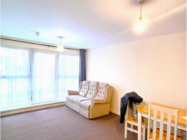 Flat for rent in Newbury Park, Isle Of Man