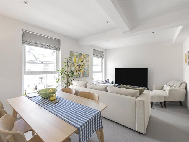 Flat for rent in Fulham, Greater London