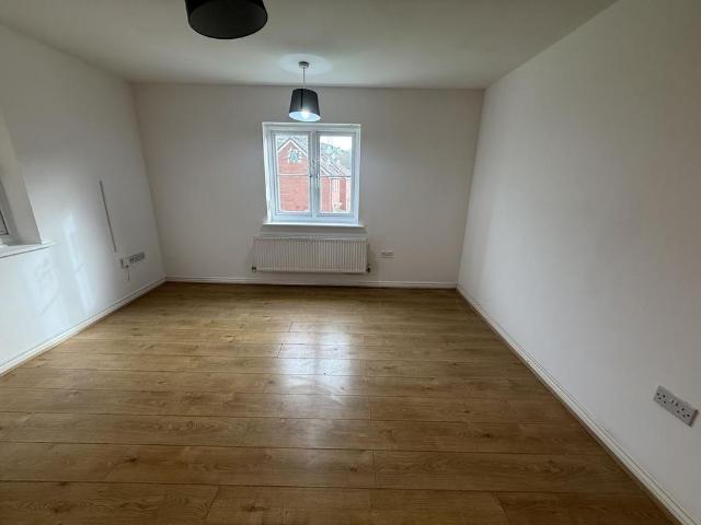 Apartment for rent in Mount Pleasant, Nangreaves