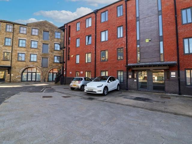 Flat for rent in Cocker Hill, Greenheys