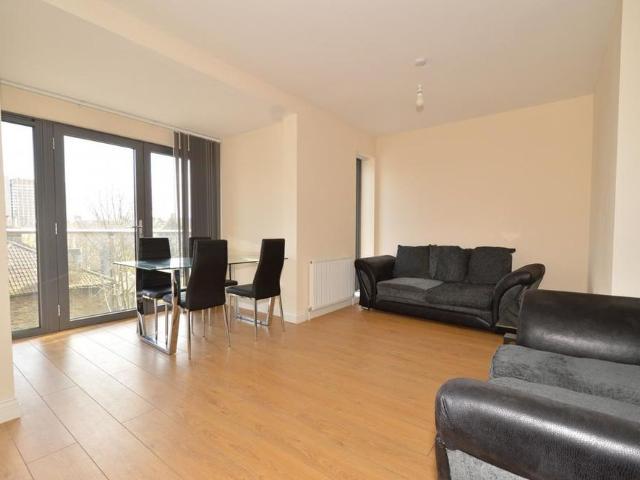 Apartment for rent in London Borough of Lewisham, Ladywell
