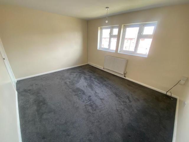 Apartment for rent in Hawton, Alverton