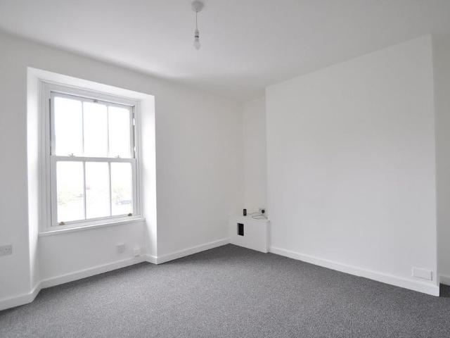 Apartment for rent in Pillgwenlly, Wales