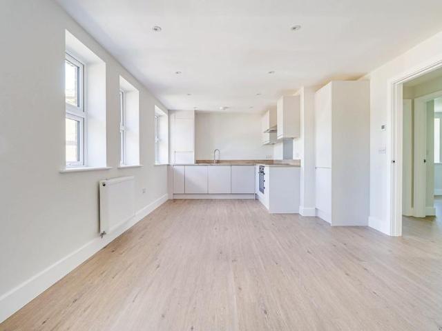 Apartment for rent in Southdown, St Albans