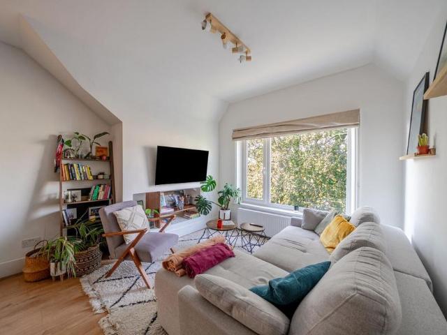 Apartment for rent in London Borough of Bromley, Greater London
