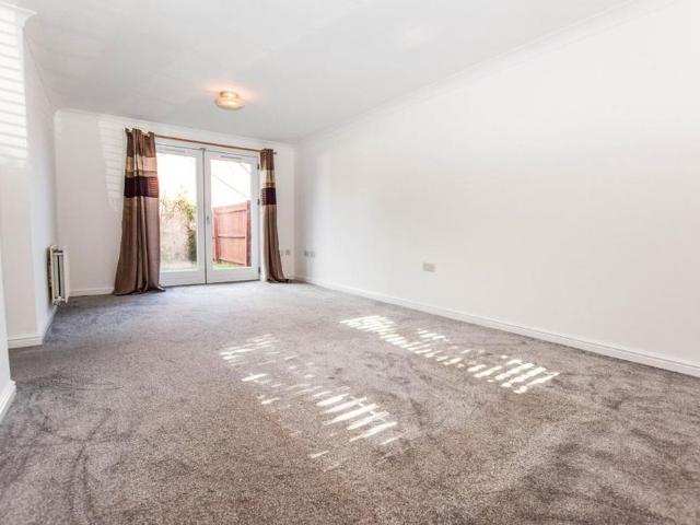 Apartment for rent in West Timperley, Trafford