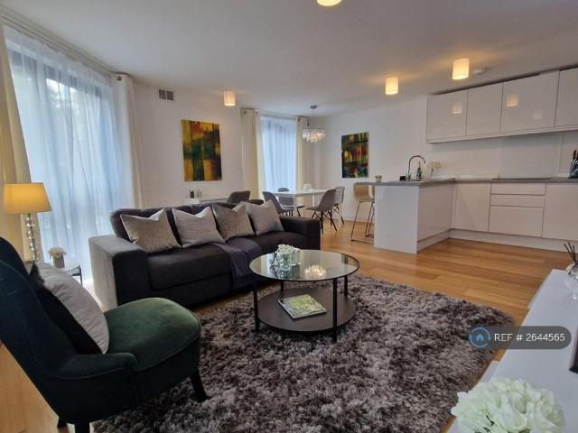 Flat for rent in Bermondsey, Isle Of Man