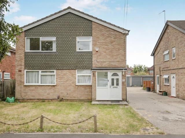 Flat for rent in Greater London