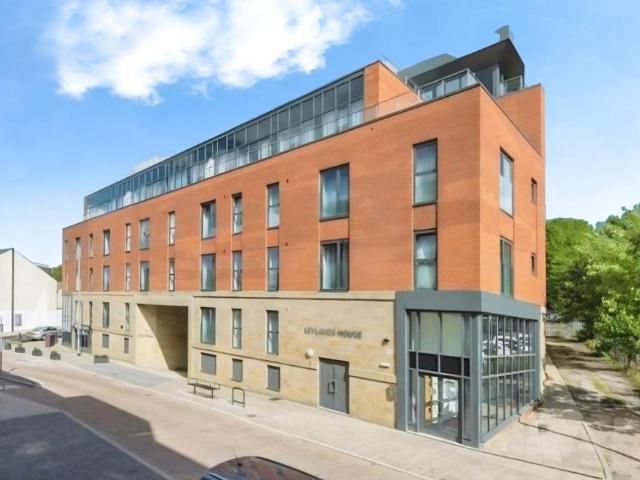 Flat for rent in Leylands, West Yorkshire