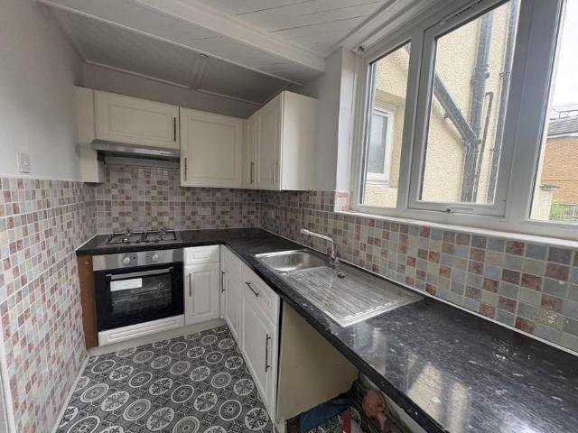 Apartment for rent in London Borough of Croydon, Thornton Heath