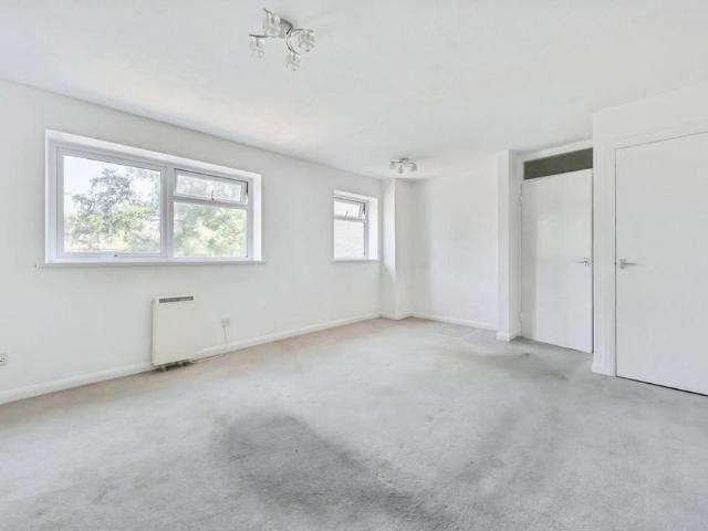 Apartment for rent in Priest Down, Hampshire