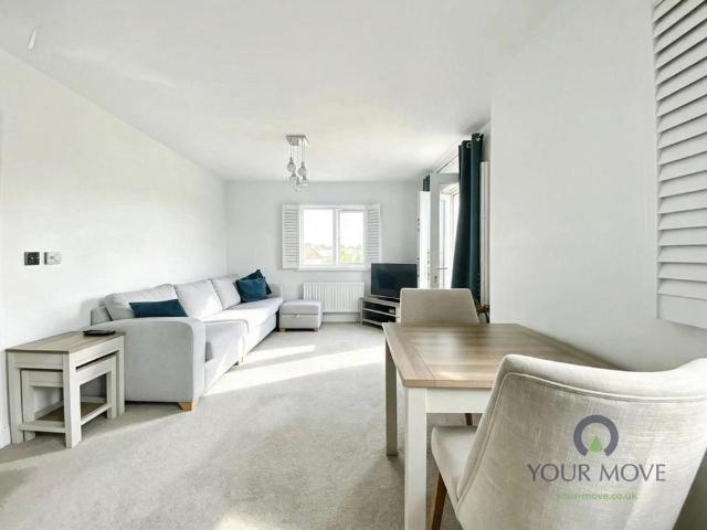 Apartment for rent in Regent Quay, Oad Street