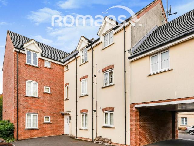 Flat for rent in Taw Hill, Haydon Wick