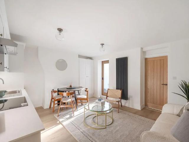 Apartment for rent in Tappesfield Estate, Greater London