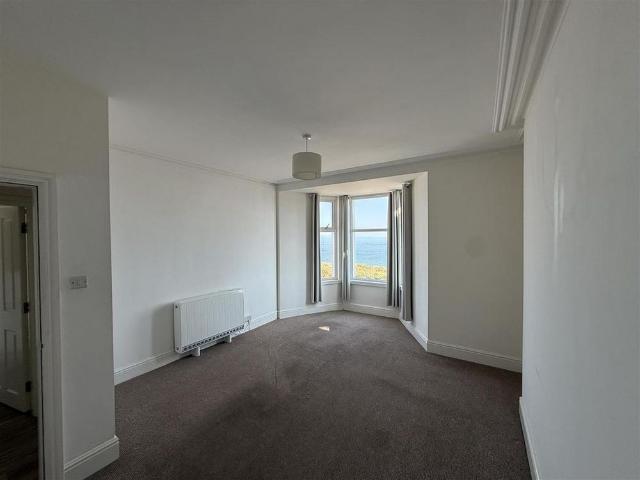 Apartment for rent in New Lodge, Northern Ireland