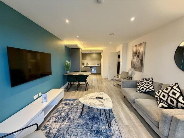 Apartment for rent in London Borough of Hounslow, Spring Grove