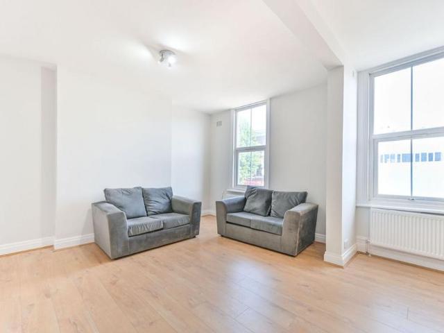 Apartment for rent in Shepherd's Bush, Greater London