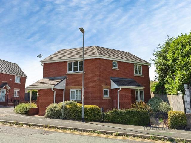 Flat for rent in Burslem, Stoke-on-Trent