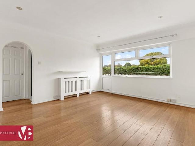 Apartment for rent in Broxbourne, Hertfordshire