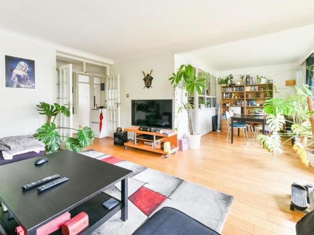 Flat for rent in Putney, Greater London