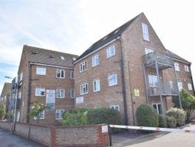 Flat for rent in Dale Hill, Essex