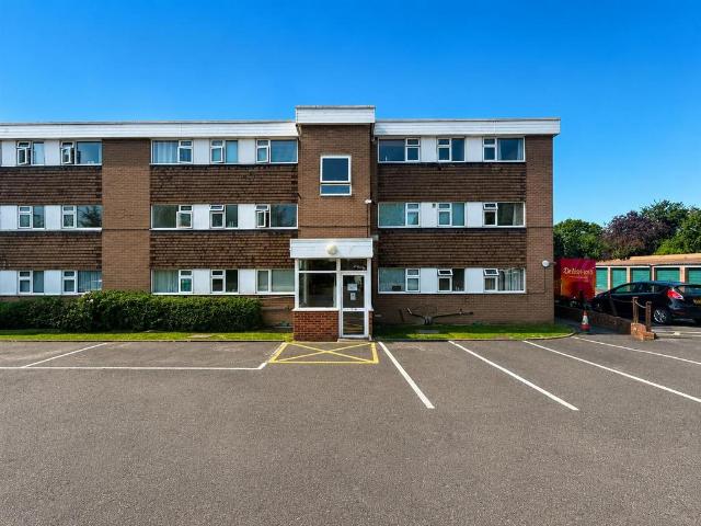 Flat for rent in Greater London