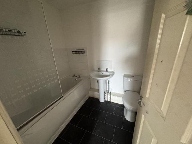 Apartment for rent in Bootle, Sefton