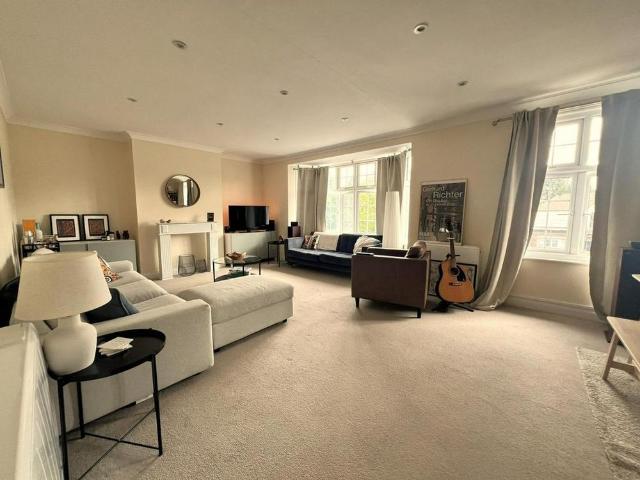 Apartment for rent in Shenfield, Brentwood