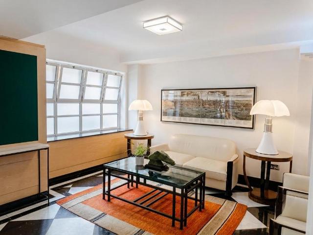 Flat for rent in Kensington, Greater London