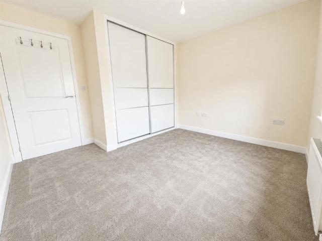 Apartment for rent in Midway, Kent