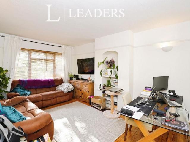 Apartment for rent in St Albans, Five Acres