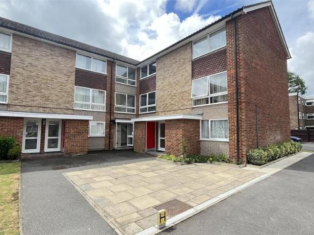 Flat for rent in Greater London