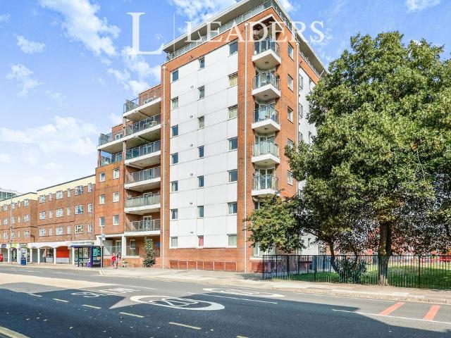 Flat for rent in Portsea, City Of Portsmouth